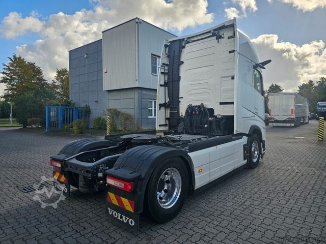 Standard tractor unit VOLVO FH 460, neues Modell, 2-Kreis-Hydraulik, Euro 6
