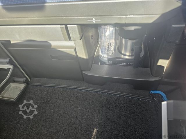 Standard tractor unit VOLVO FH 460, neues Modell, 2-Kreis-Hydraulik, Euro 6