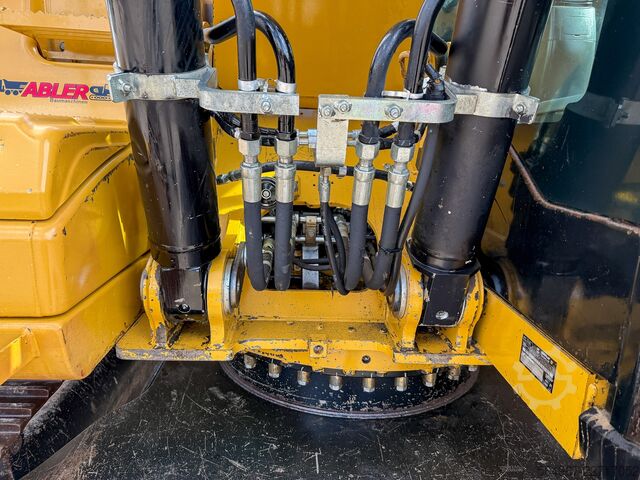 Kettenbagger Caterpillar 319D OQ80 vollhydr. Klima Kamera