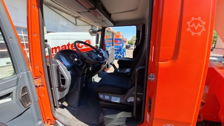 LKW-Arbeitsbühne Palfinger WT 300