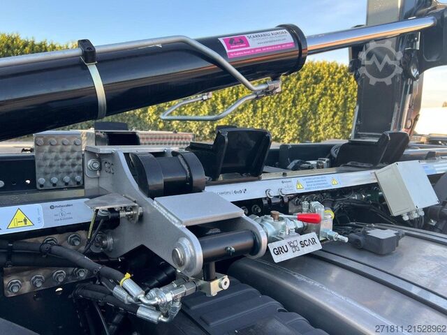 Abrollcontainer IVECO IVECO TRAKKER T-WAY AD500 NUOVO SCARRABILE