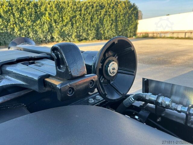 Abrollcontainer IVECO IVECO TRAKKER T-WAY AD500 NUOVO SCARRABILE