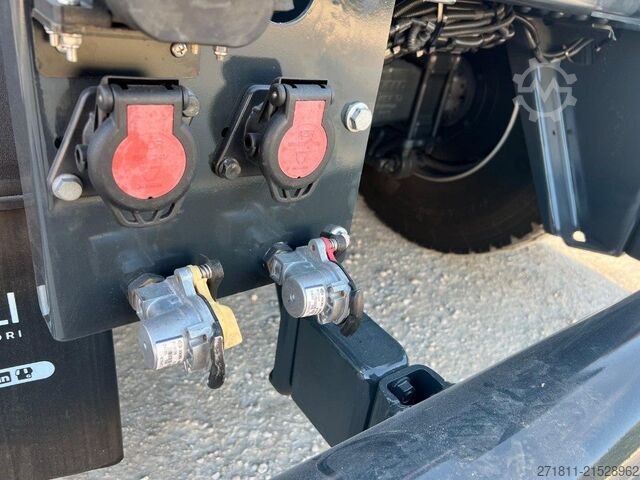 Abrollcontainer IVECO IVECO TRAKKER T-WAY AD500 NUOVO SCARRABILE