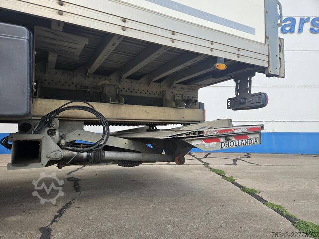 LKW mit Kofferaufbau DAF LF 320 FA