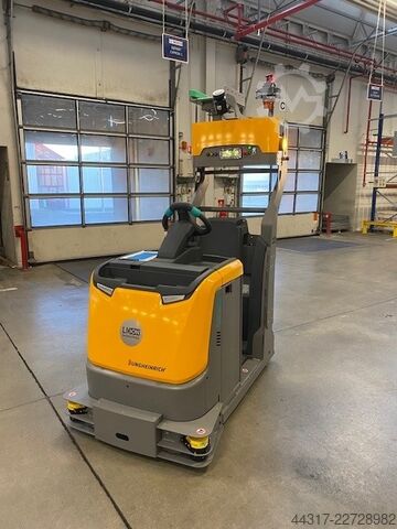 Mobile Industrieroboter AGV AMR FTS Jungheinrich AGV 55 OTC