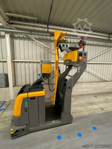 Mobile Industrieroboter AGV AMR FTS Jungheinrich AGV 55 OTC