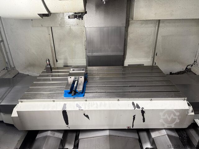 Horizontal-Bearbeitungszentrum Quaser V204 CNC Vertical Machining Centre