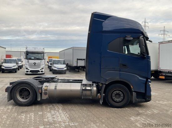 Standard tractor unit IVECO S-WAY 460 RETARDER LNG, MIETKAUF MöGLICH!