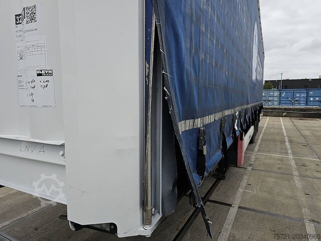 Sliding tarpaulins KRONE SD27C