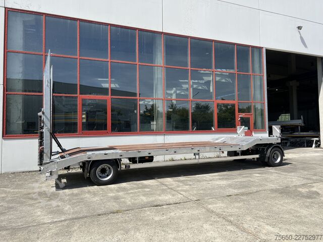 Low loader trailer Möslein T 2 Schwebheim  Neuer 2 Achs Tieflader- Anhänger, Verbreiterung