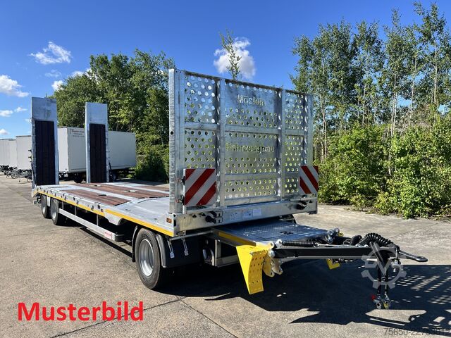 Low loader trailer Möslein T 3-9,20 F  3 Achs Tieflader mit gerader Ladefläche 9 m, Neufahrzeug
