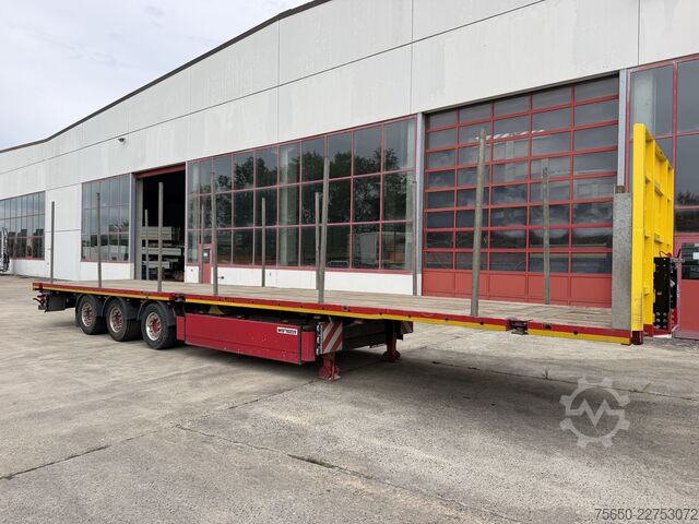Low loader semitrailer  t3  3 Achs Satteltieflader Mega