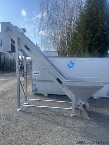 Eillert Förderband mit Mitnehmern  