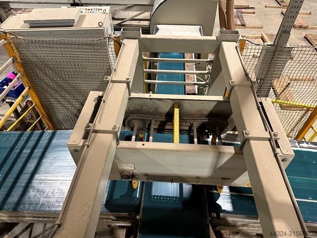 Optimierende und Fehlererkennende Kappsäge CURSAL TRV 2000E 700 SX