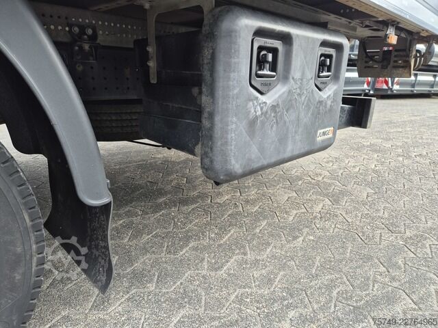 Box van Fuso Canter 7C18 Aut., Koffer LBW AHK