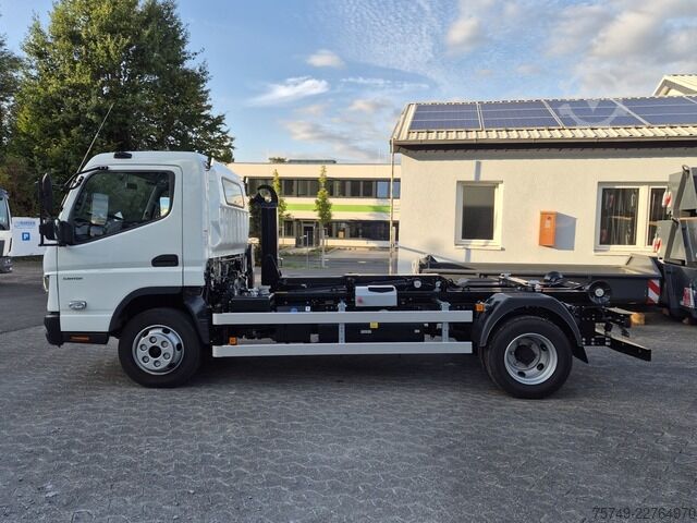 Telehoist load lugger van Fuso Canter FUSO 7C18 Duonic City Abrollkipper