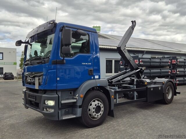 Roll-off tipper truck man TGM 18.320 BL 4x2 Abrollkipper 14t Automatik