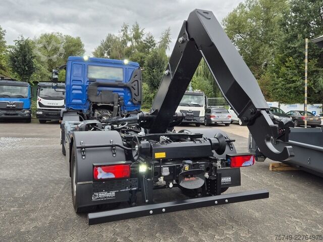 Roll-off tipper truck man TGM 18.320 BL 4x2 Abrollkipper 14t Automatik