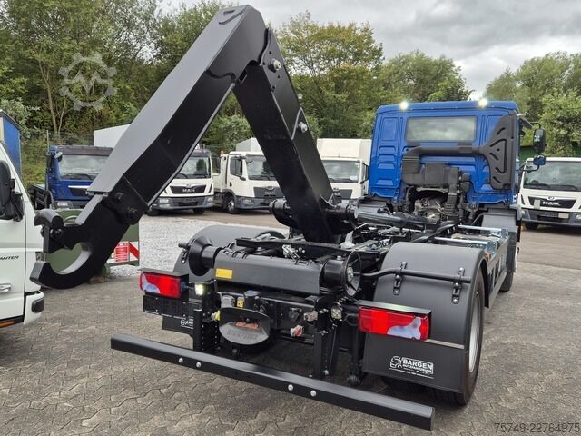 Roll-off tipper truck man TGM 18.320 BL 4x2 Abrollkipper 14t Automatik