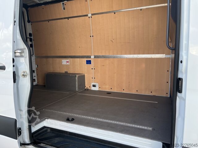 Panel van Mercedes-Benz Sprinter 317 CDI Kasten L2 Klima MBUX Sitzh.