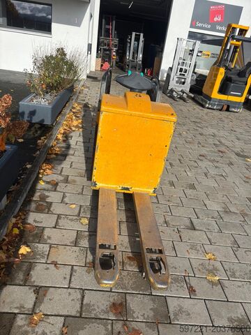 Elektrische Niederhubwagen Jungheinrich ERE 225