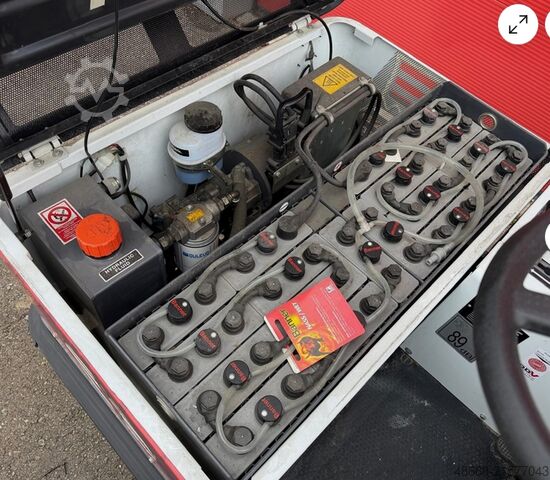 Aufsitz Kehrmaschine Scheuersaugmaschine Dulevo 1100 EH