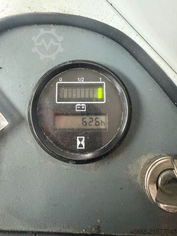 Aufsitz Kehrmaschine Scheuersaugmaschine Dulevo 1100 EH