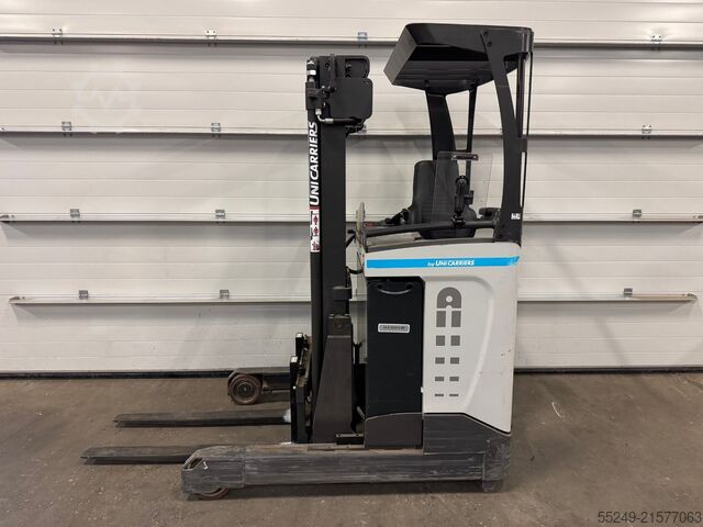 Schubmaststapler UniCarriers ULS120 480