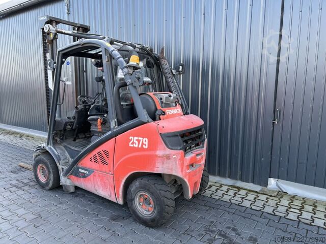 LPG Forklifts Linde H25T-02