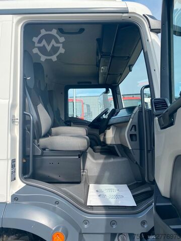 Box truck MAN TGM 15.290 BL/Koffer/3Sitzer/NL8,0 To/LBW/17 tkm