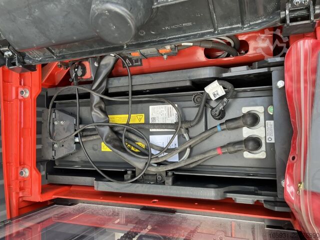 Pedestrian Stacker Linde L16