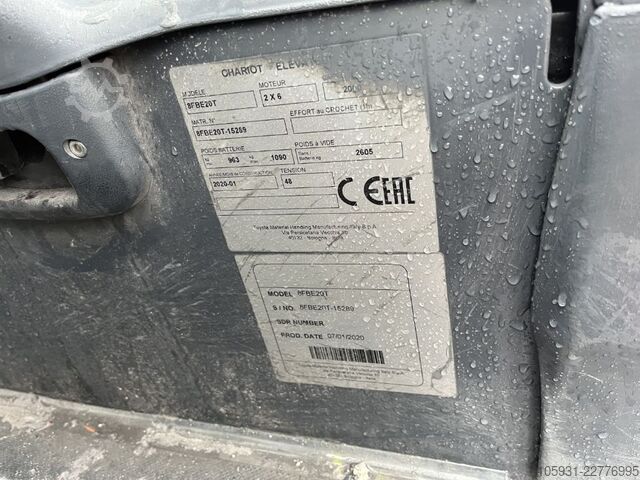 Electric 3-wheel forklift Toyota 8FBE20T