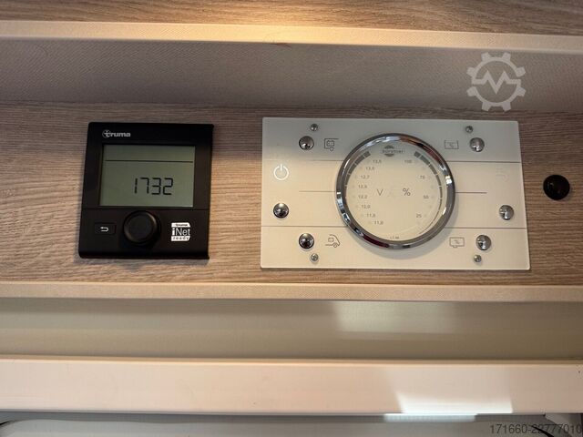 Semi-integrated camper BÜRSTNER Lineo T 690 G Solar, Lithium, SAT+TV, Automatik