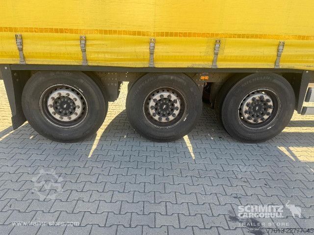 Auflieger mit Pritsche & Plane Schmitz Cargobull Curtainsider Standard