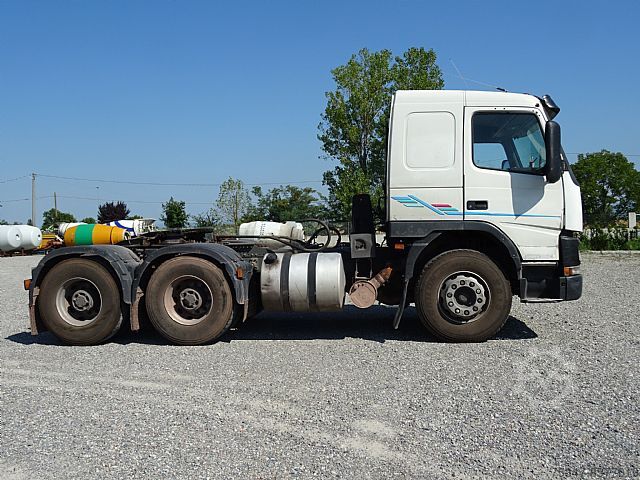 Heavy load Volvo FM12  420T 6X4