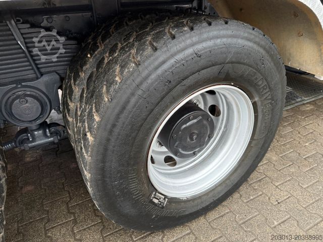 Kipper LKW IVECO Tracker AD380T50 6x4 KH Kipper Bordmatik