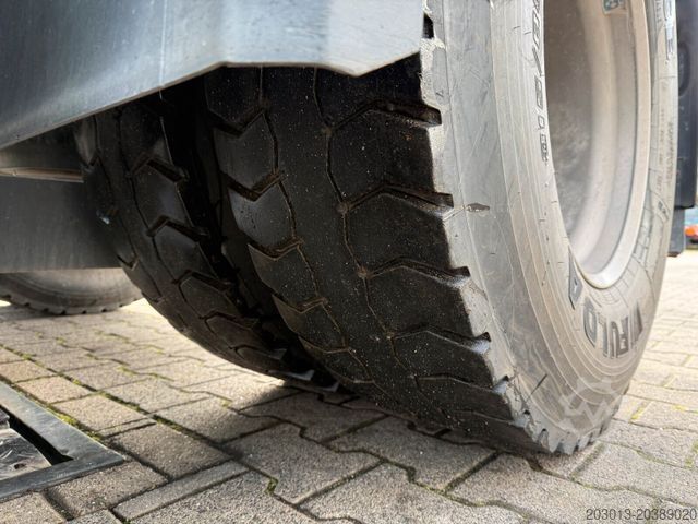 Standard SZM MERCEDES-BENZ ACTROS 1846 4x4 HAD Euro 6 Kipphydraulik