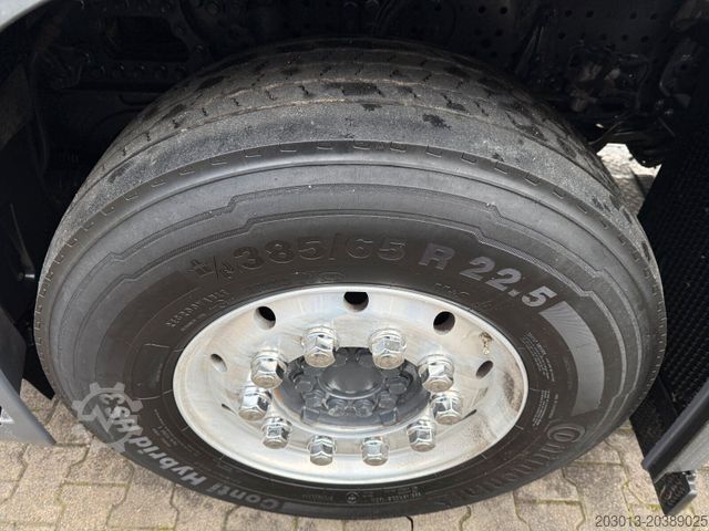 LKW mit Pritsche & Plane MERCEDES-BENZ Actros 4x2 Pritsche Plane Laderampe + Anhänger