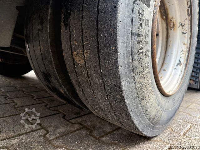 LKW mit Pritsche & Plane MERCEDES-BENZ Actros 4x2 Pritsche Plane Laderampe + Anhänger