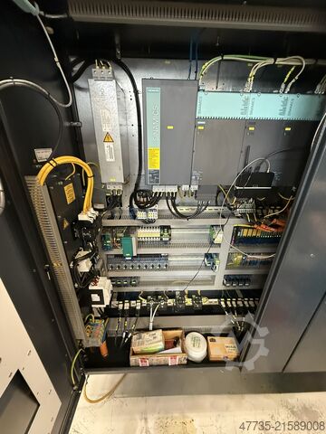 CNC 5-Achs Universal-Bearbeitungszentrum DECKEL MAHO DMU 60 evo