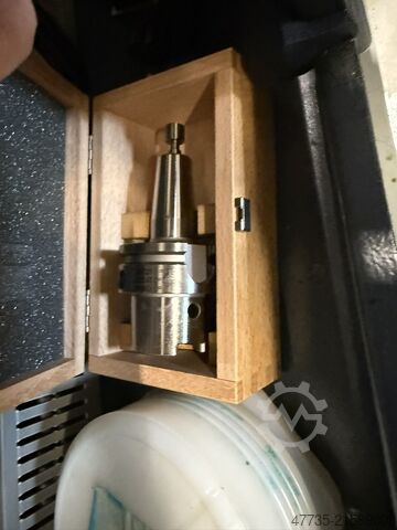 CNC 5-Achs Universal-Bearbeitungszentrum DECKEL MAHO DMU 60 evo