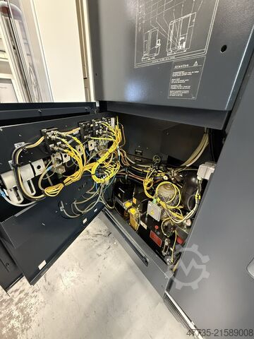 CNC 5-Achs Universal-Bearbeitungszentrum DECKEL MAHO DMU 60 evo