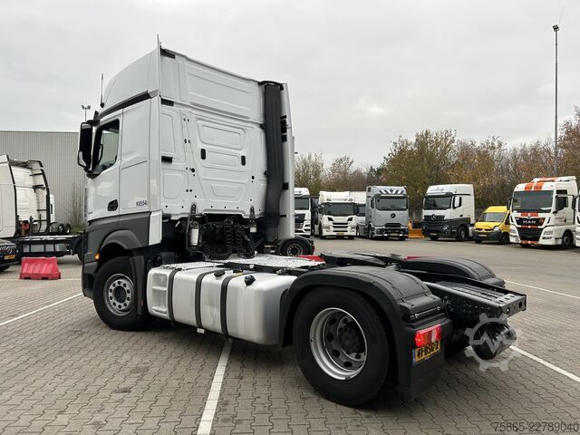 Standard tractor Mercedes-Benz Actros 1845 Gigaspace / Tacho V2 / 371 dkm / Bl...