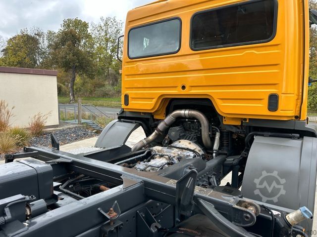 Tipper truck MERCEDES-BENZ Axor 1833 4x4 Kipper MEILLER AHK