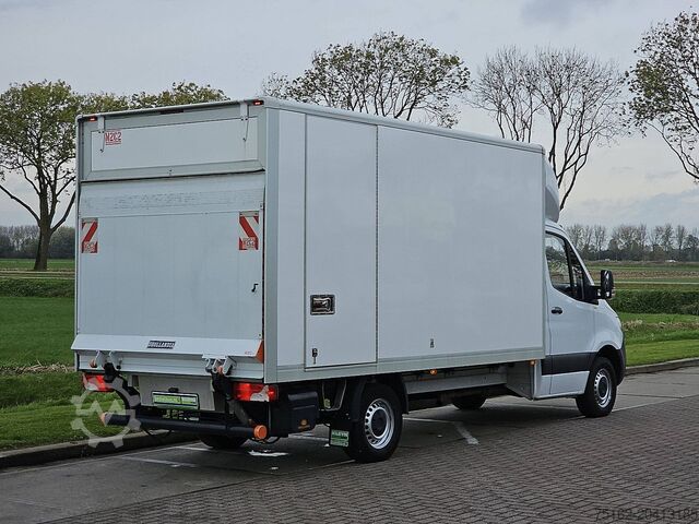 Koffer MERCEDES-BENZ SPRINTER 315 Bakwagen Laadklep!