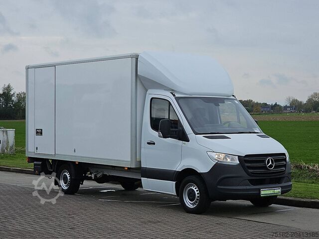 Suitcase MERCEDES-BENZ SPRINTER 315 Bakwagen Laadklep!