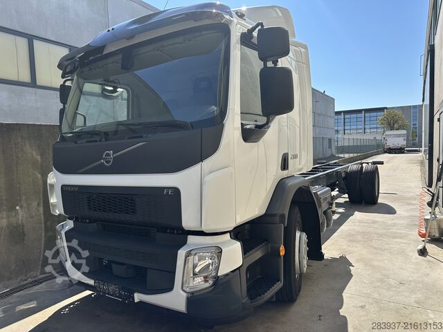 Truck chassis VOLVO FE 280