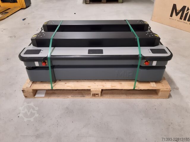 Industrieroboter MiR MiR500 EU pallet lift