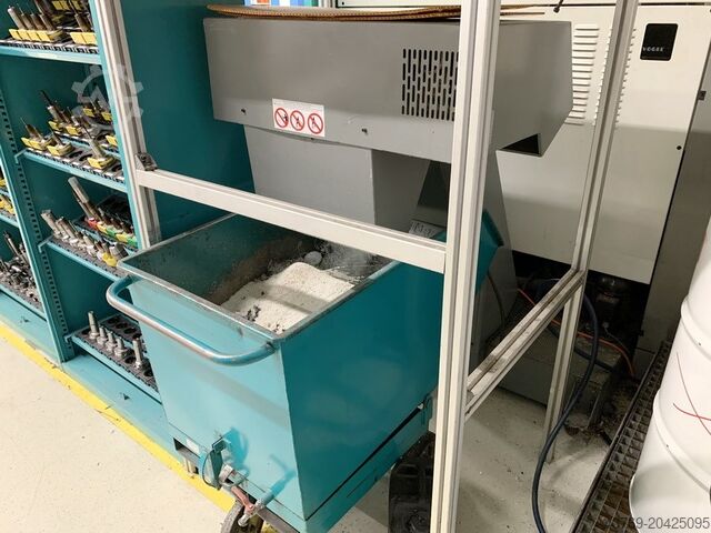 Universal-Bearbeitungszentrum DECKEL MAHO DMU 125 T