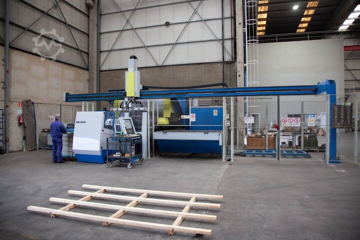 Biegezentrum FINNPOWER EB5 200